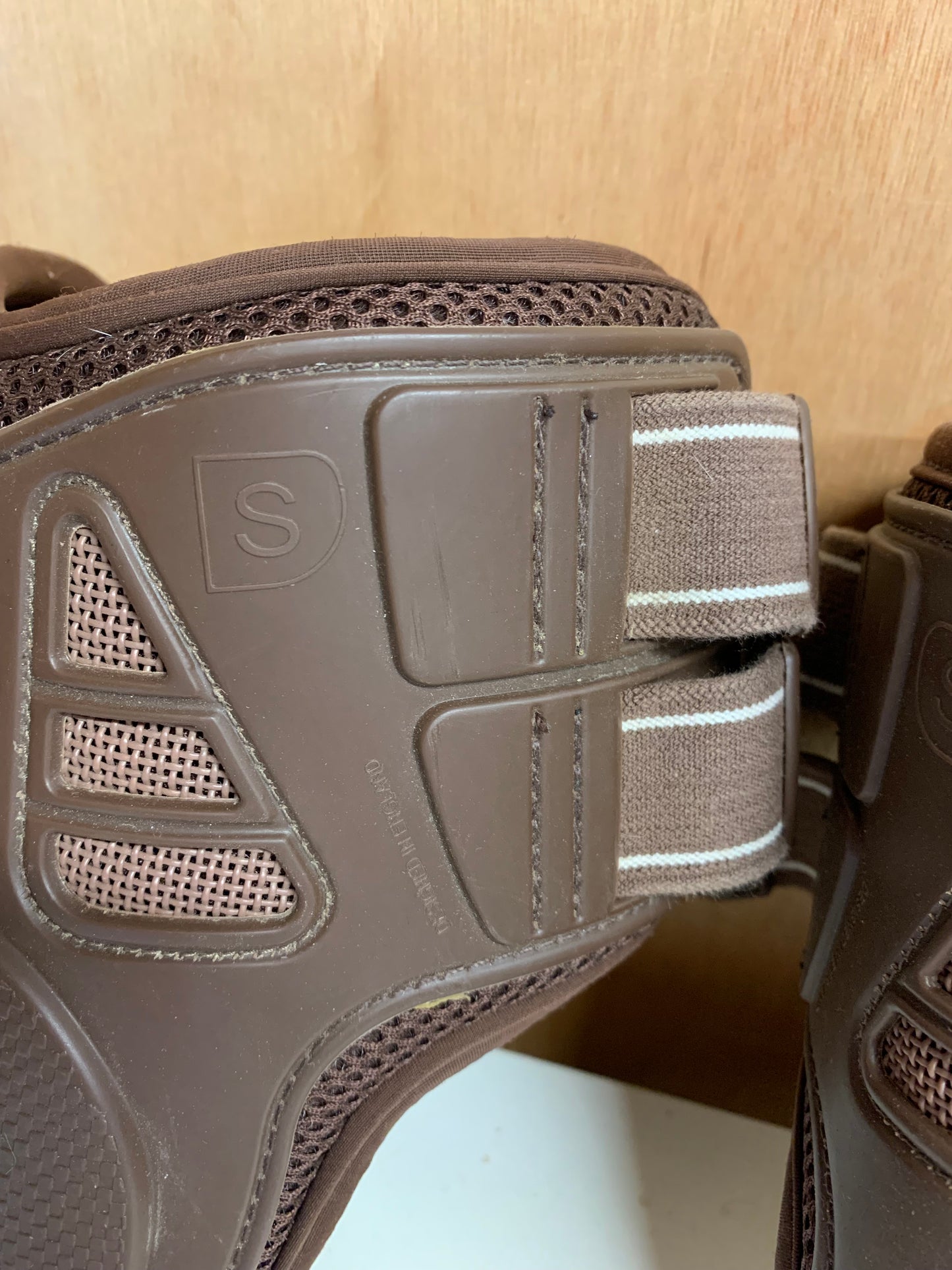 premier equine kevlar airtechnology hock boots in brown size small