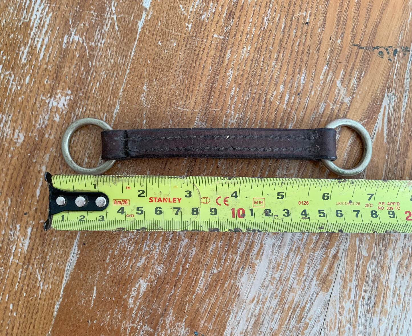 X3 Irish Martingales keeps the reins closer together for more control, and to prevent the reins from coming over the horse's head in the event of a fall.