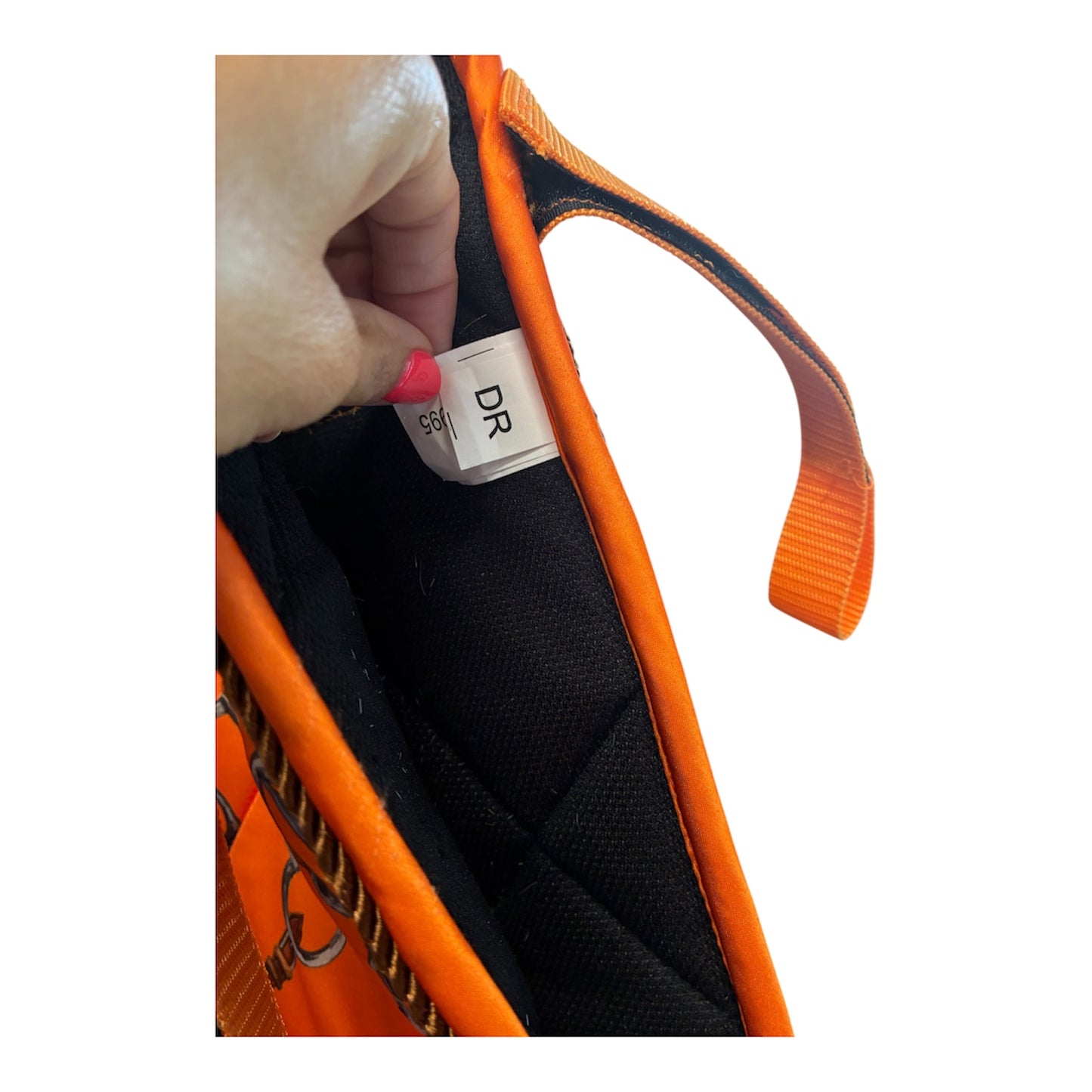HKM orange Allure saddle pad
Slightly shiny fabric/satin feel dressage - full