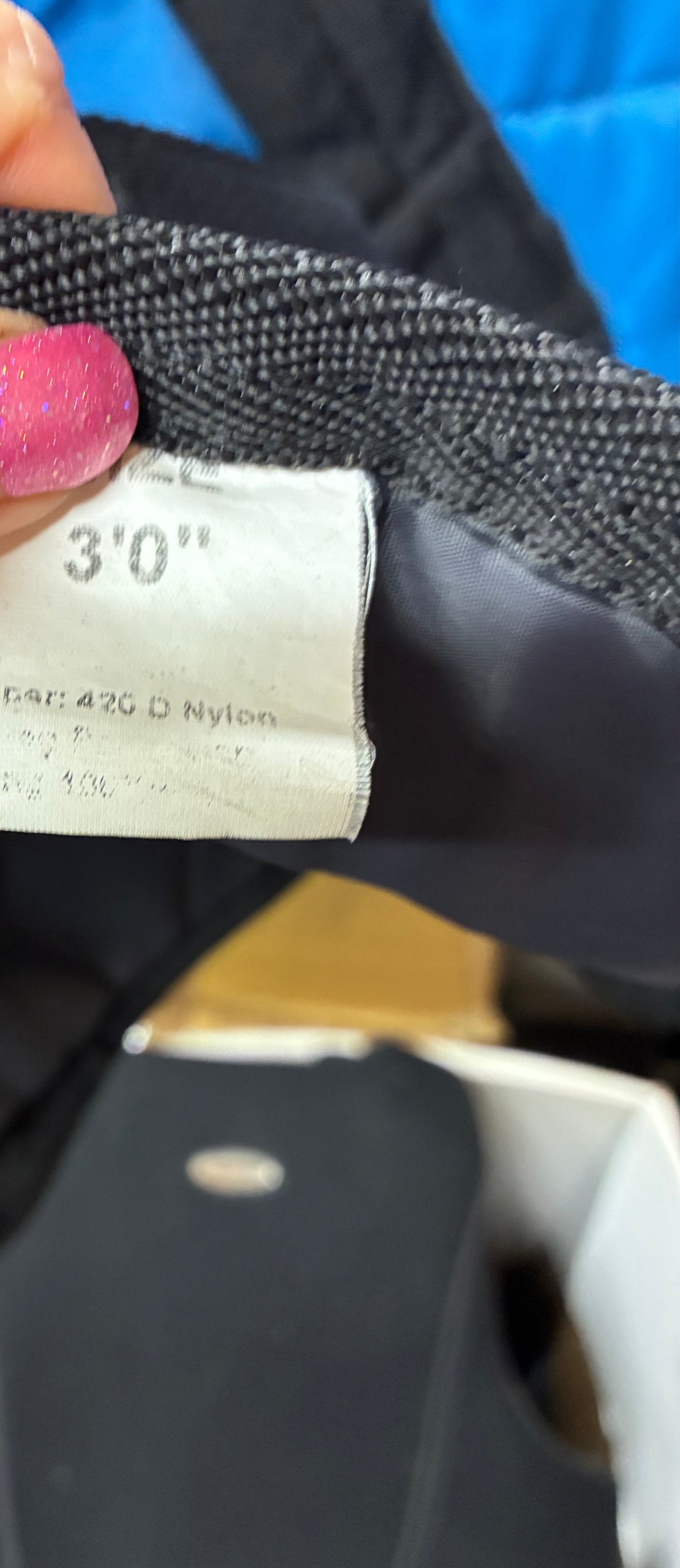 3’0” light/medium weight blue stable rug