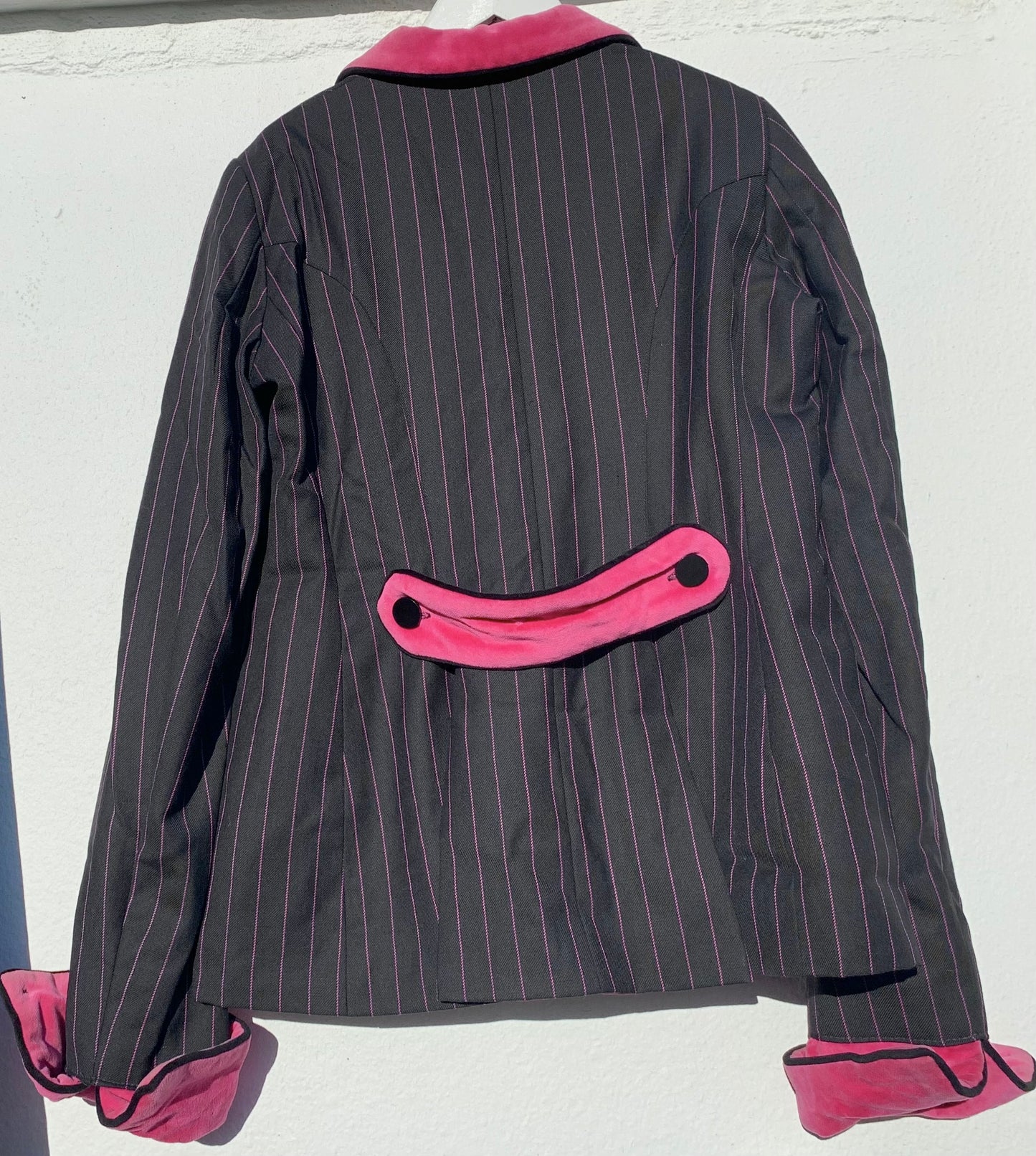 Rare le beau cheval black pinstripe jacket
