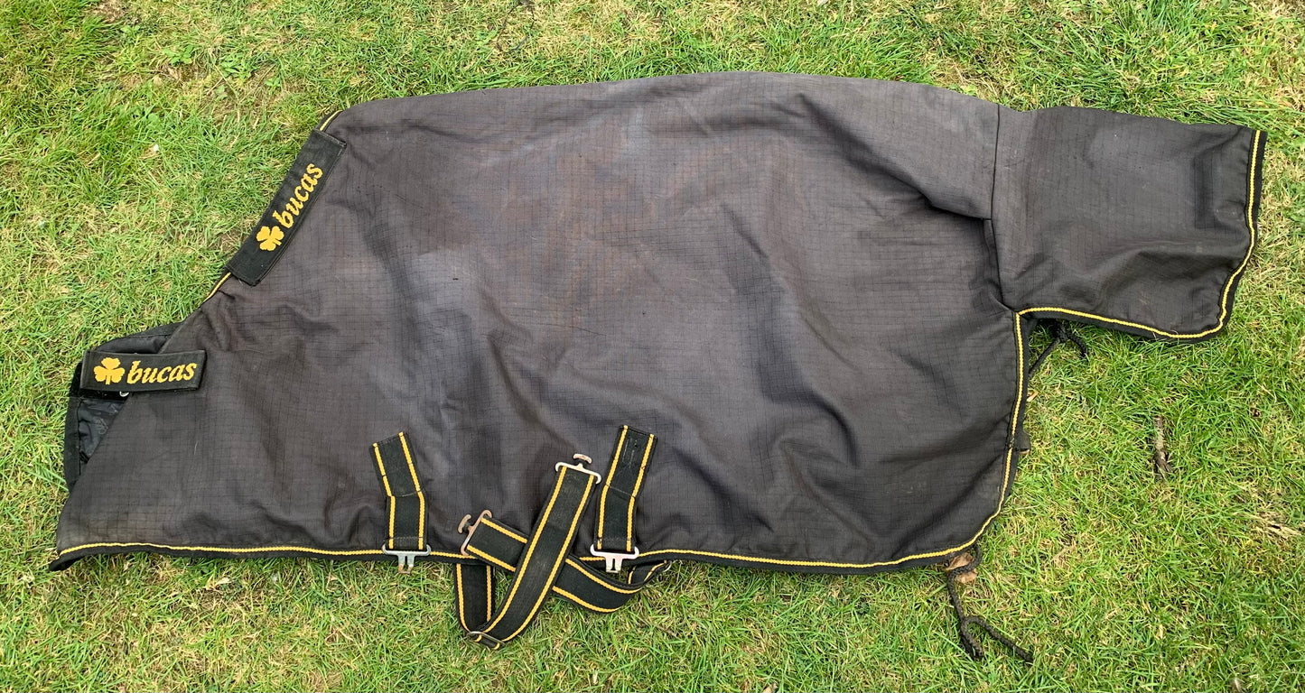 Bucas 4’0” Irish turnout 50g black & gold