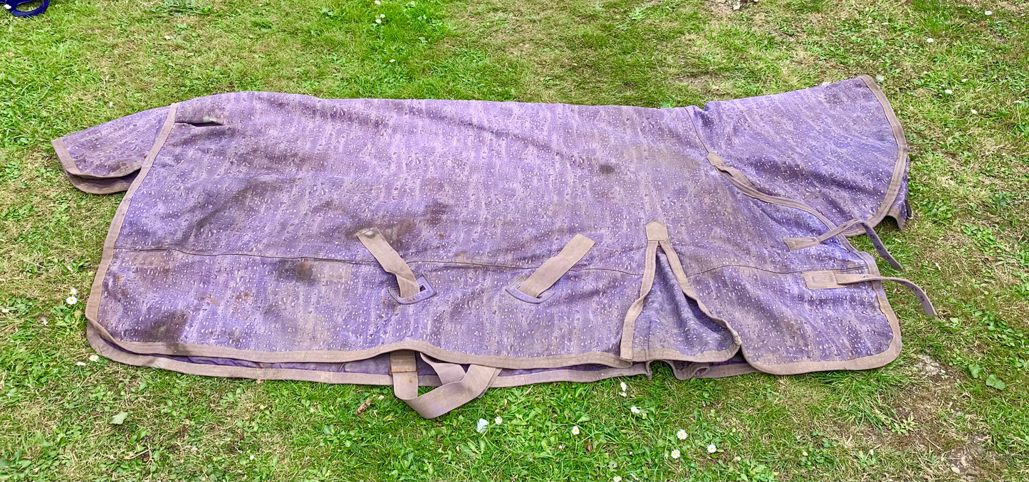Shires typhoon 5’9” heavyweight combo turnout rug