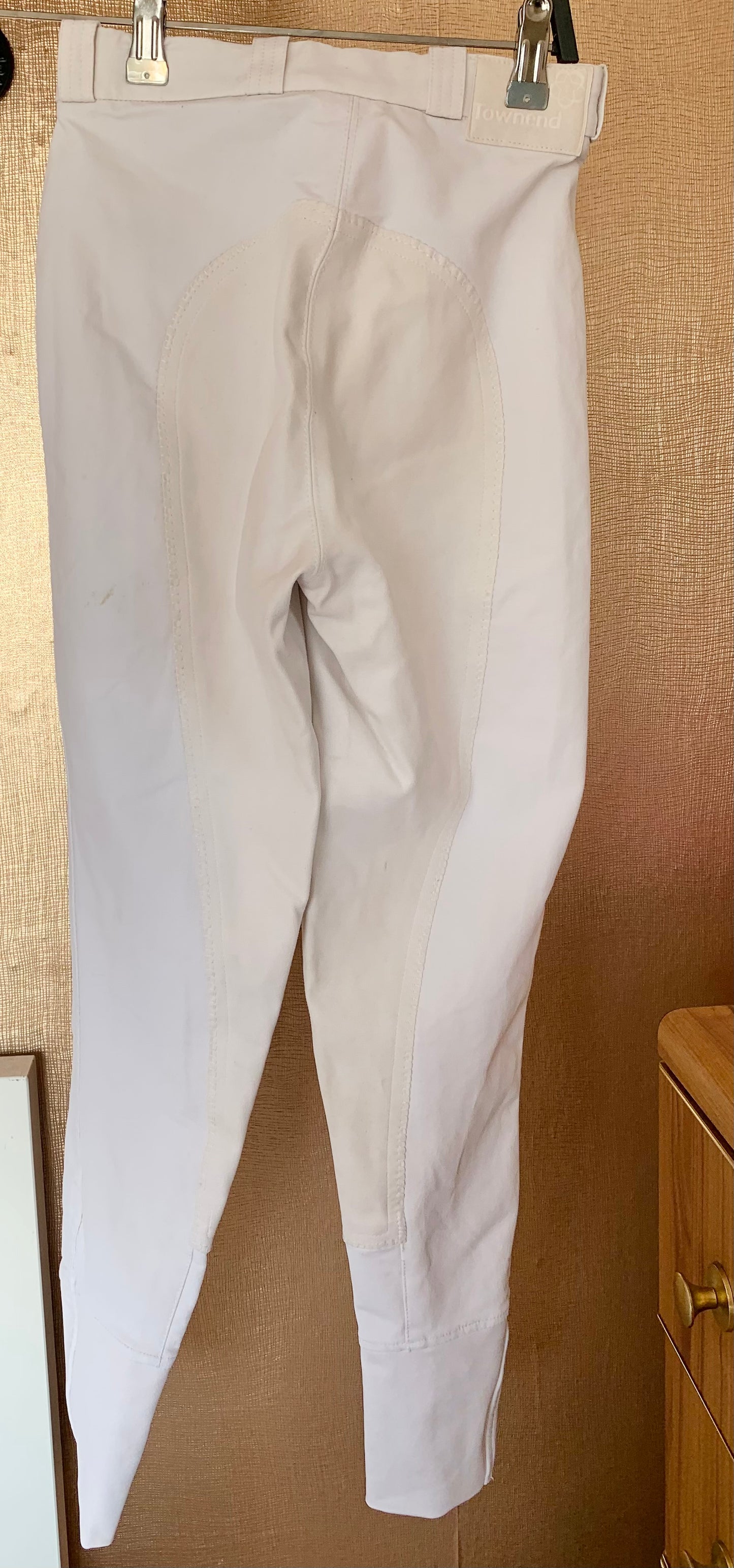 Ladies size 24 white Townend jodhpurs tactel & coolmax material full suede seat