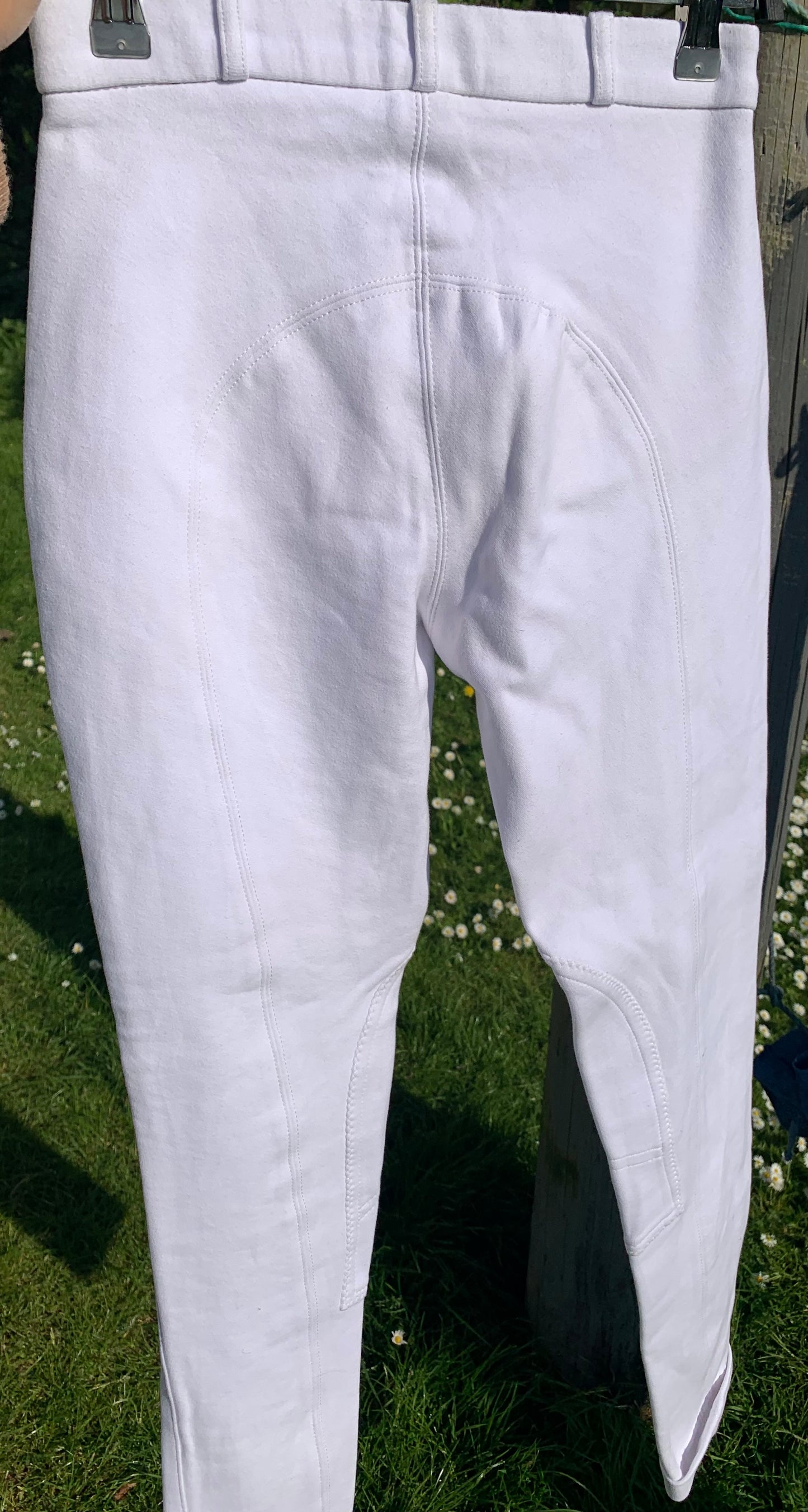 New with tag ladies HY Equestrian white Keats jodhpurs size 26