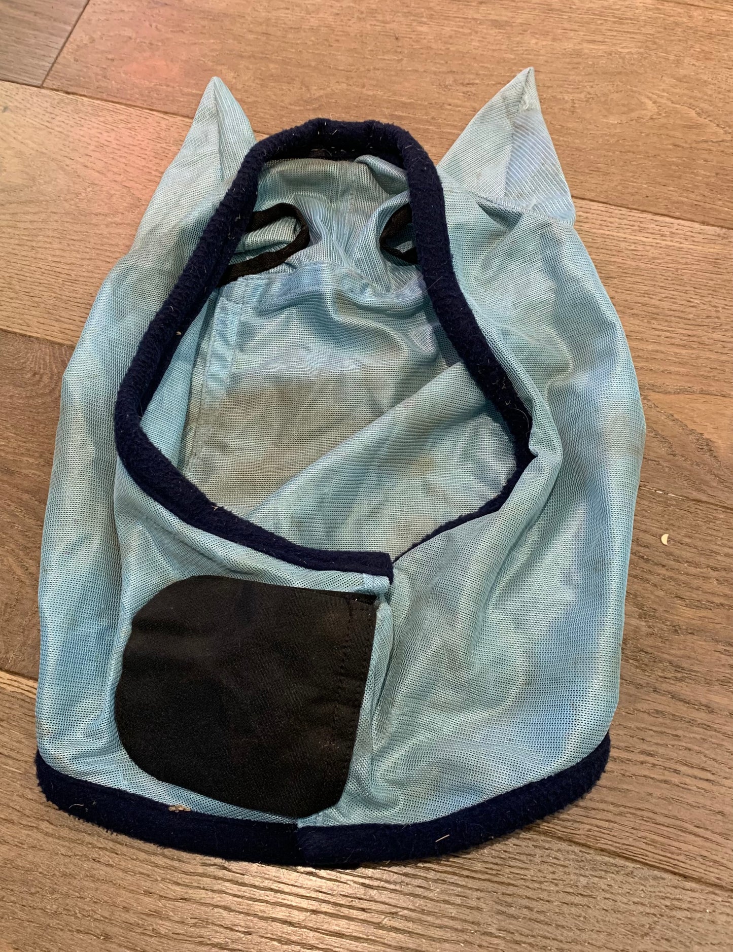 Pony size blue soft mesh fly mask