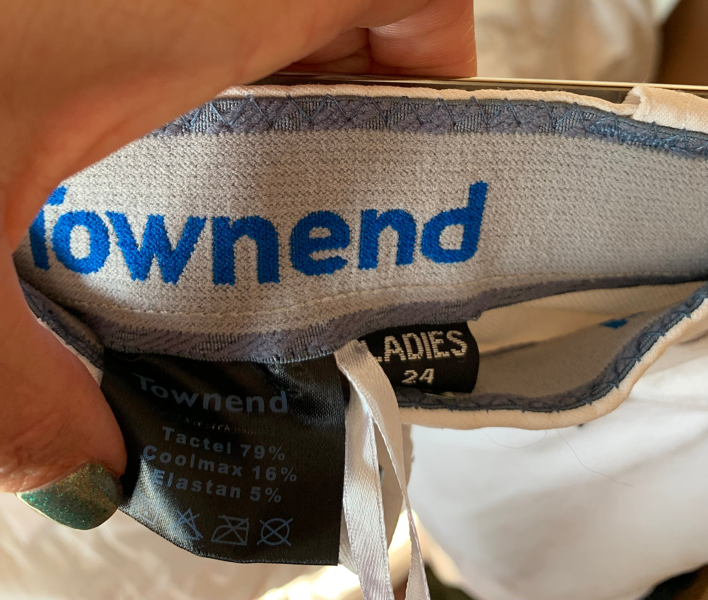 Ladies size 24 white Townend jodhpurs tactel & coolmax material full suede seat