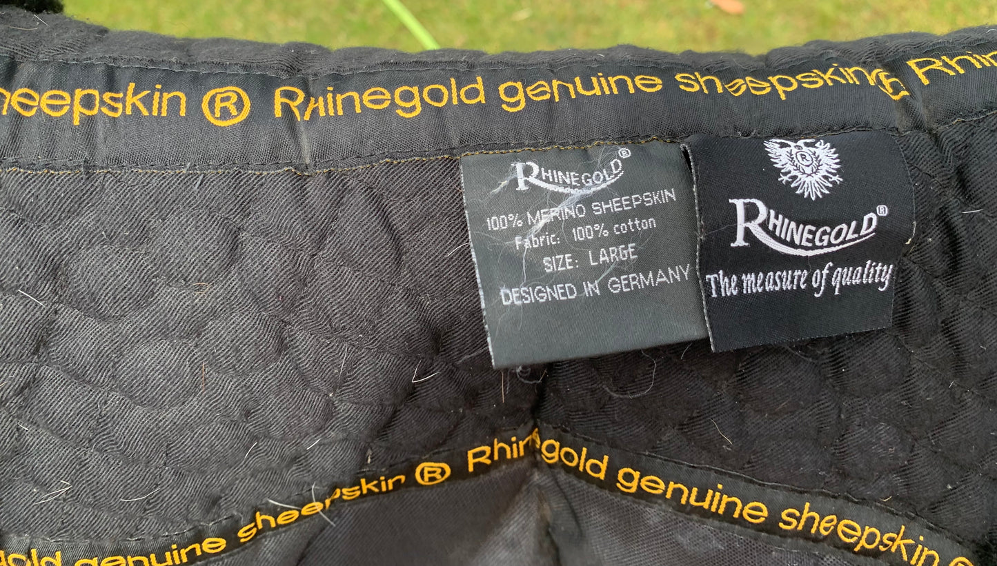 Rhinegold genuine sheepskin fluffy black half pad size large/full
