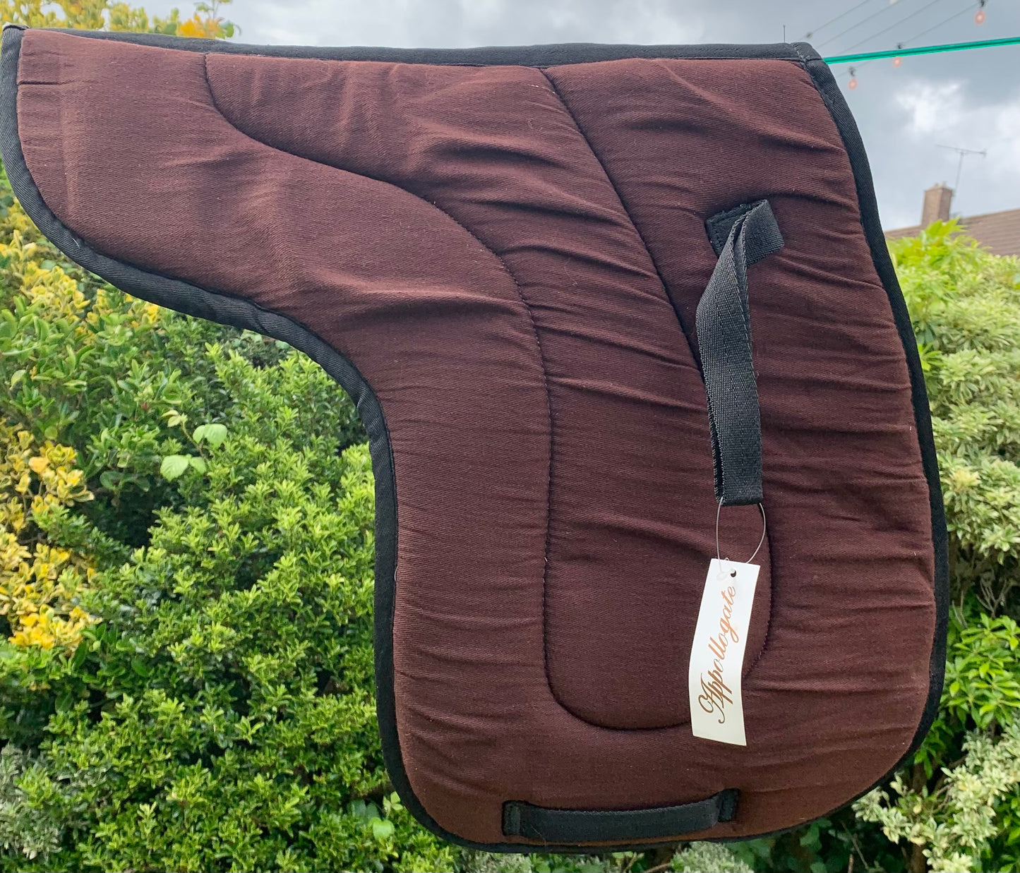New brown padded shaped numnah 18”