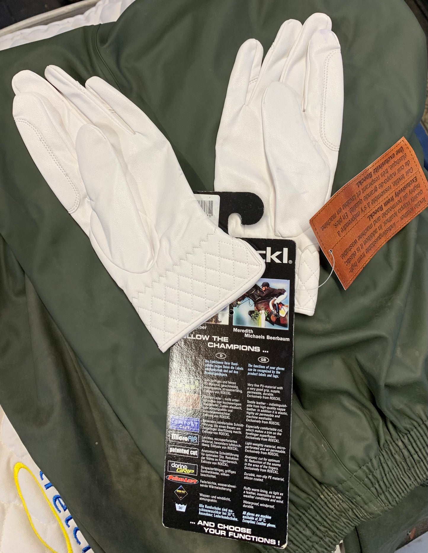 Roeckl Roeck Grip Riding Gloves in white (could be dyed to a darker colour) RRP £38 size 6 ref3