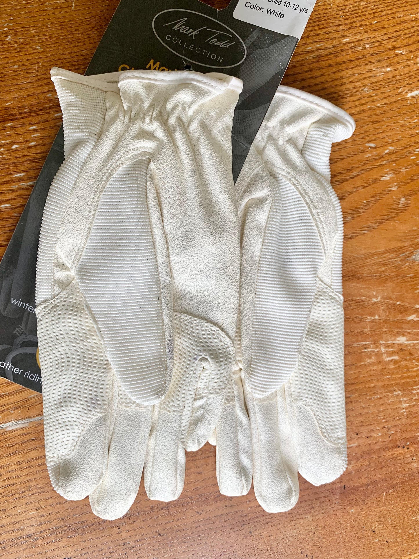 New Mark Todd white Super Children’s Riding Gloves size large (10-12 years)