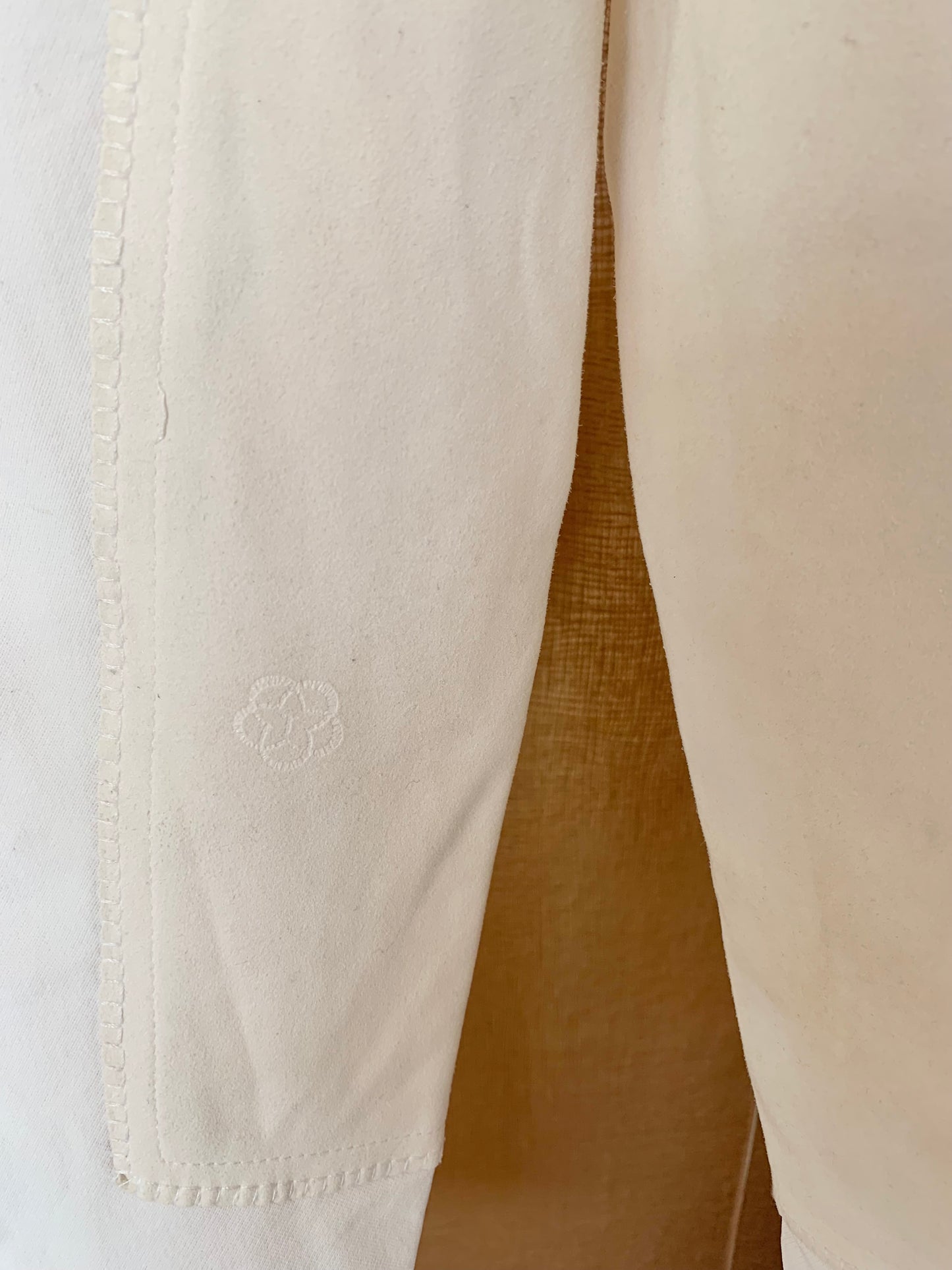 Ladies size 24 white Townend jodhpurs tactel & coolmax material full suede seat
