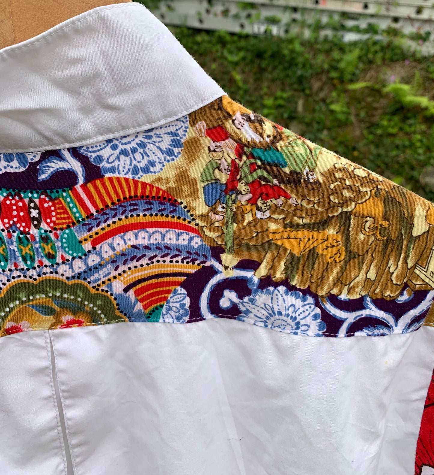 Size 14 show shirt with unique pattern detail by Equi-shirts