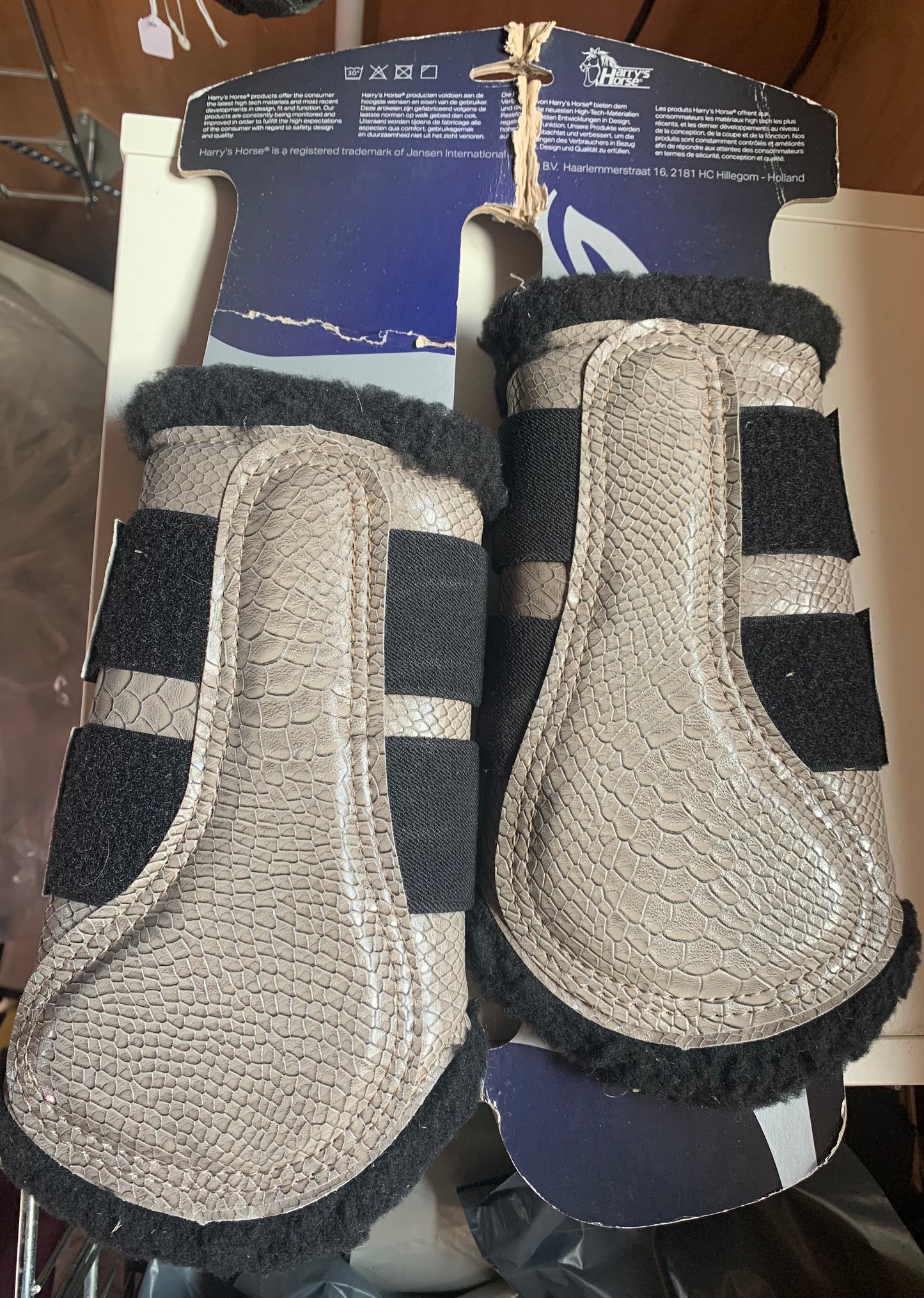 New Harry’s horse flextrainers boots size small grey snakeskin effect