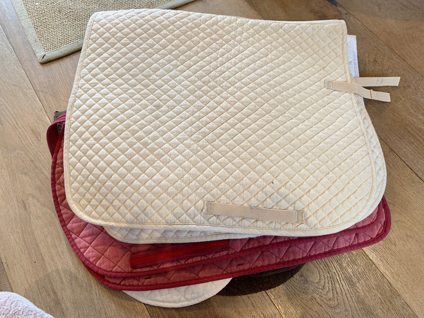 Pony size bundle of saddle pads ref1