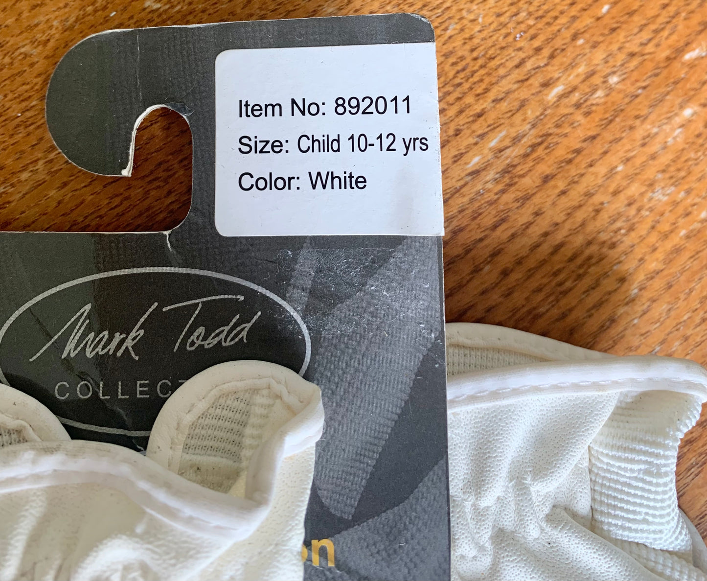 New Mark Todd white Super Children’s Riding Gloves size large (10-12 years)