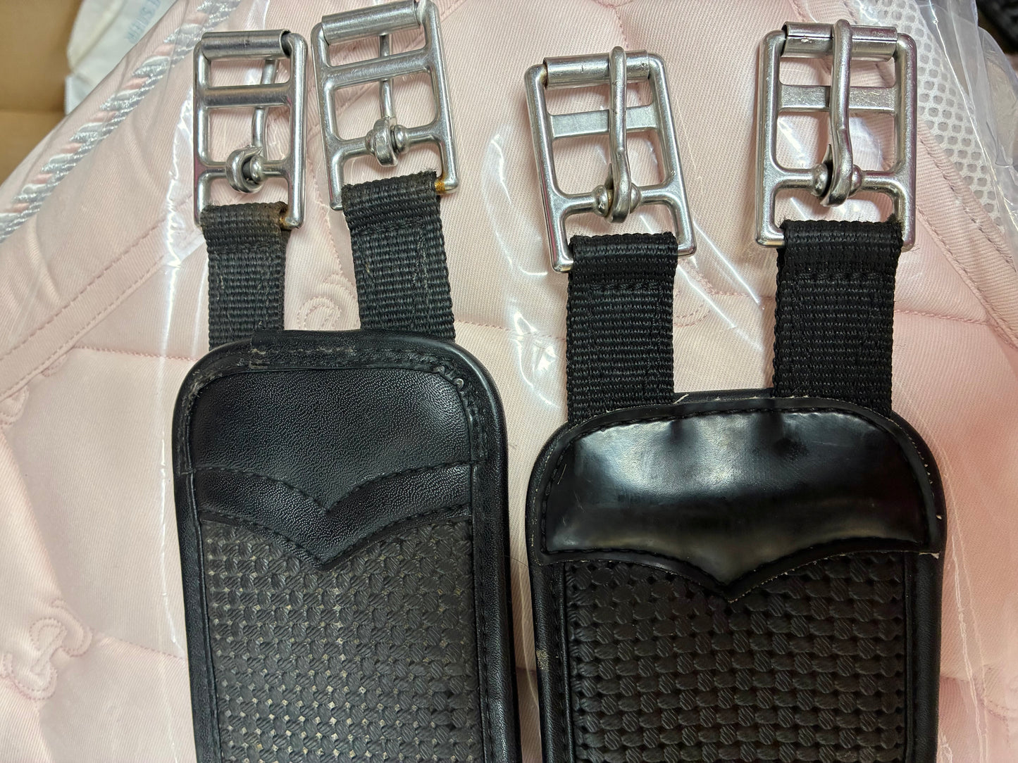 Black waffle girth 52”