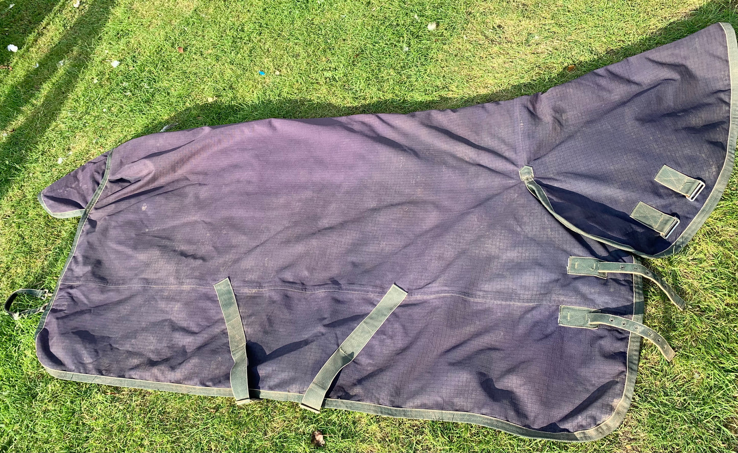 Shires tempest 300 heavyweight combo turnout rug 6’0”