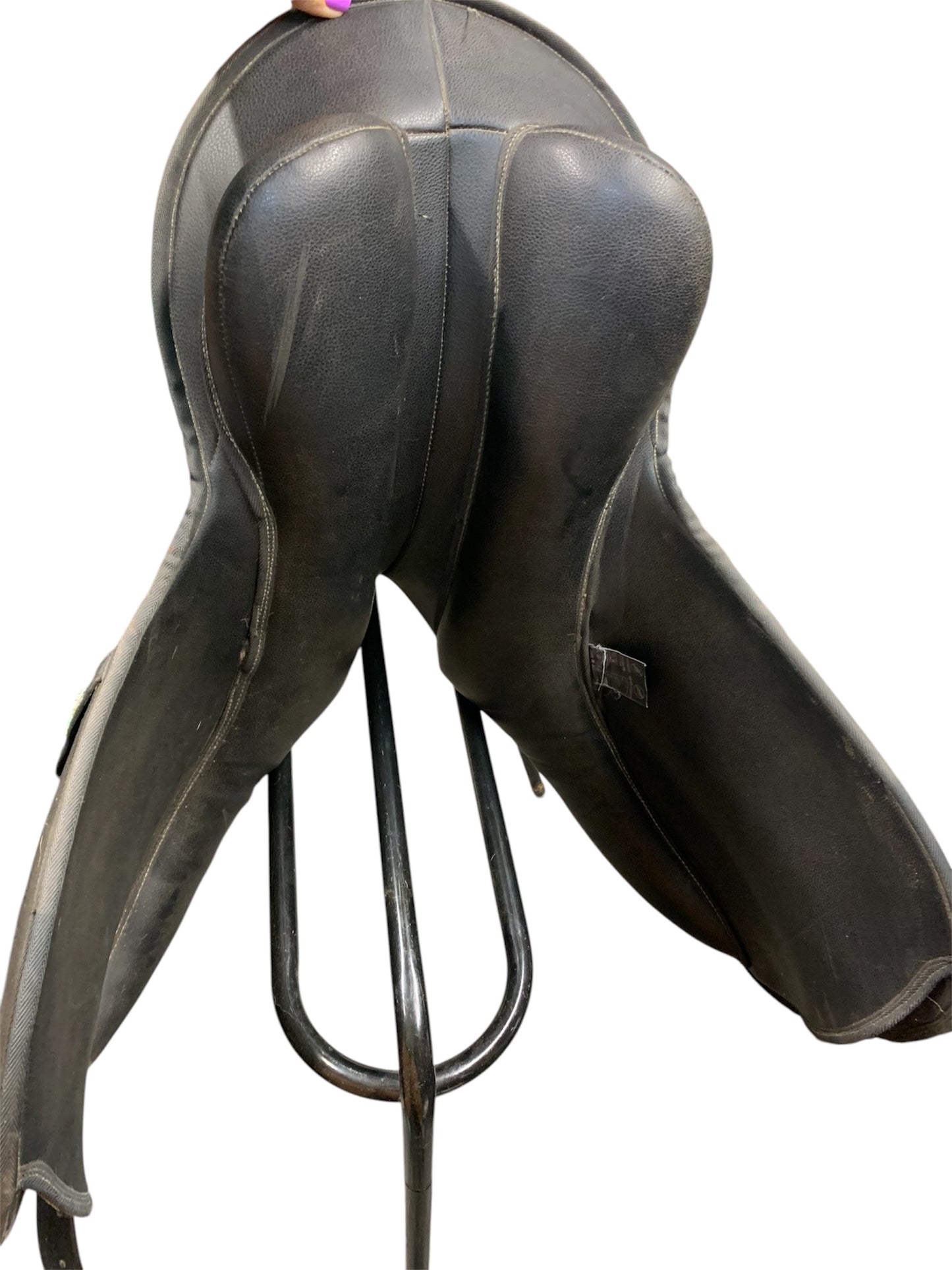 ‼️£10‼️ Cheap and cheerful used very light old wintec saddle Perfect for breaking