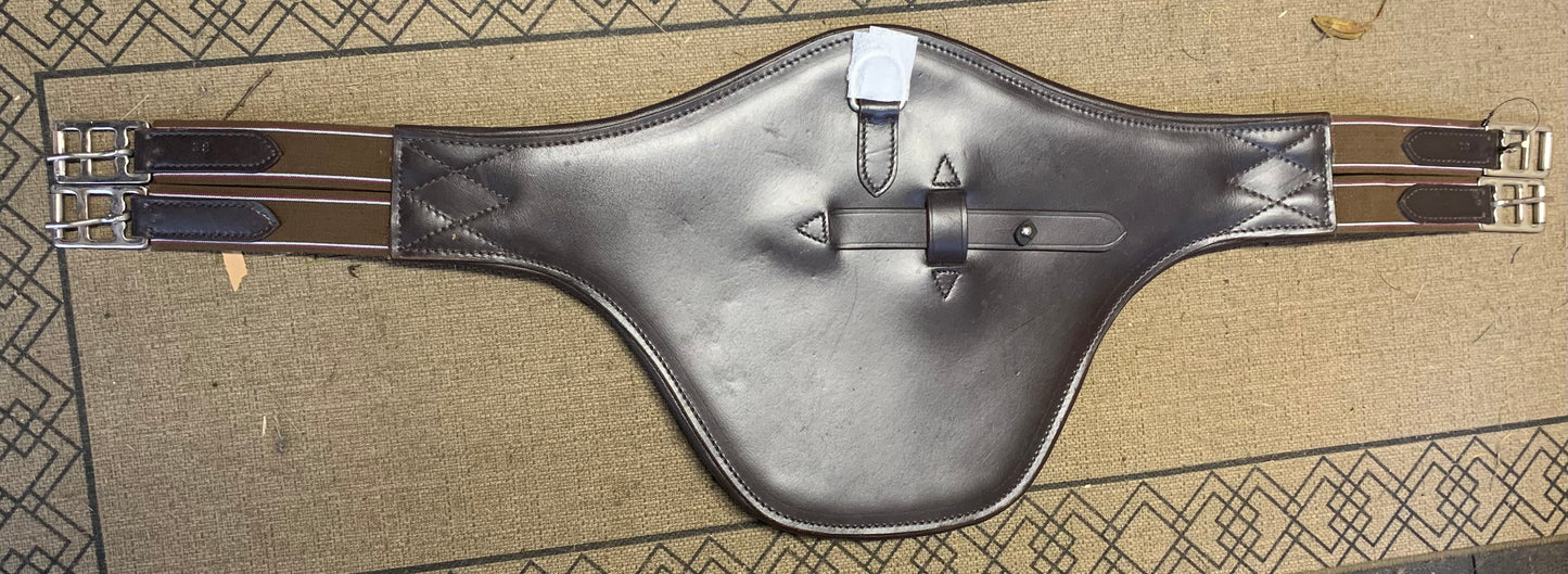 Unused gallop 38” brown padded leather stud girth 

Padded underside and elasticated straps, with roller buckles