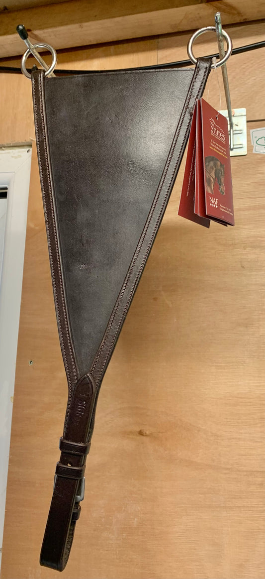 New with tag Shires Blenheim Bib Martingale Attachment Havana full size