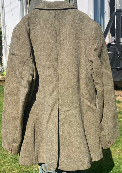 Teens or ladies size 6/8 brown keepers tweed saddle master hacking/show jacket