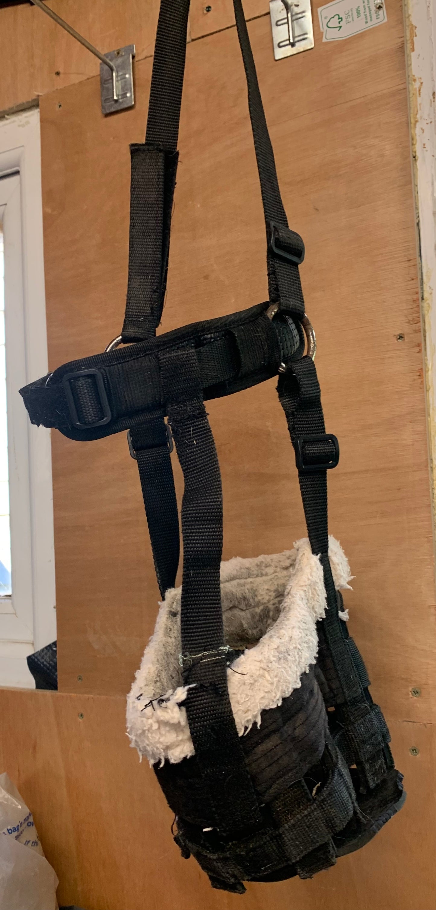 Shires Deluxe Comfort Grazing Muzzle cob size