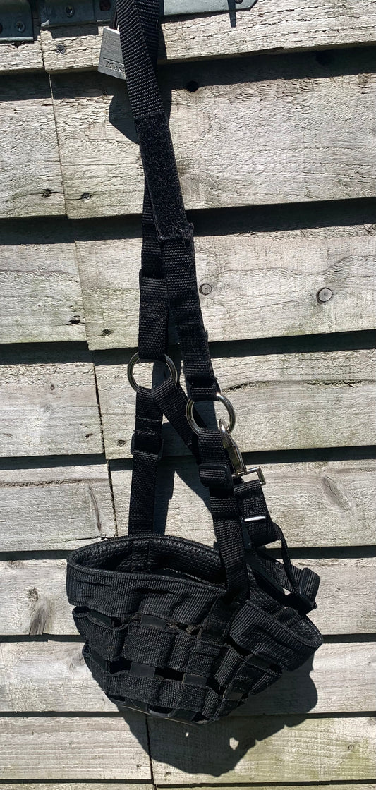 Black Cob size grazing muzzle good condition