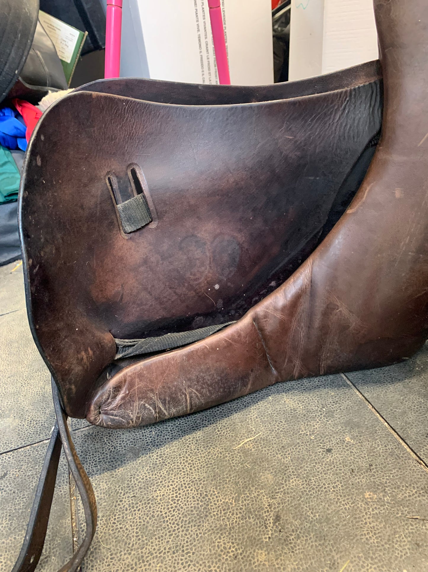 Brown A j foster Walsall dressage saddle 17.5” stamped medium