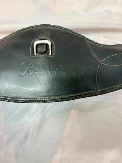 BATES CAIR ANATOMICAL GIRTH – 32” / 80cm – BLACK