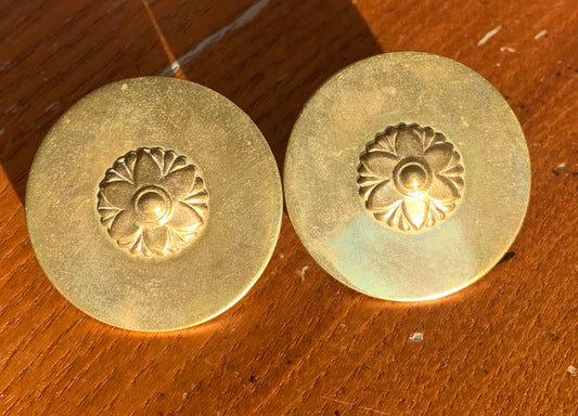 Brass decorative bridle in hand bridle rosettes
