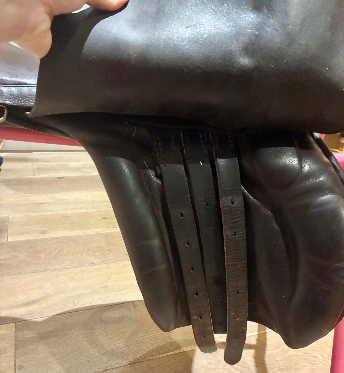 16.5 leather Havana brown hoop saddle 9.5” from d ring to d ring (wide/ex wide)