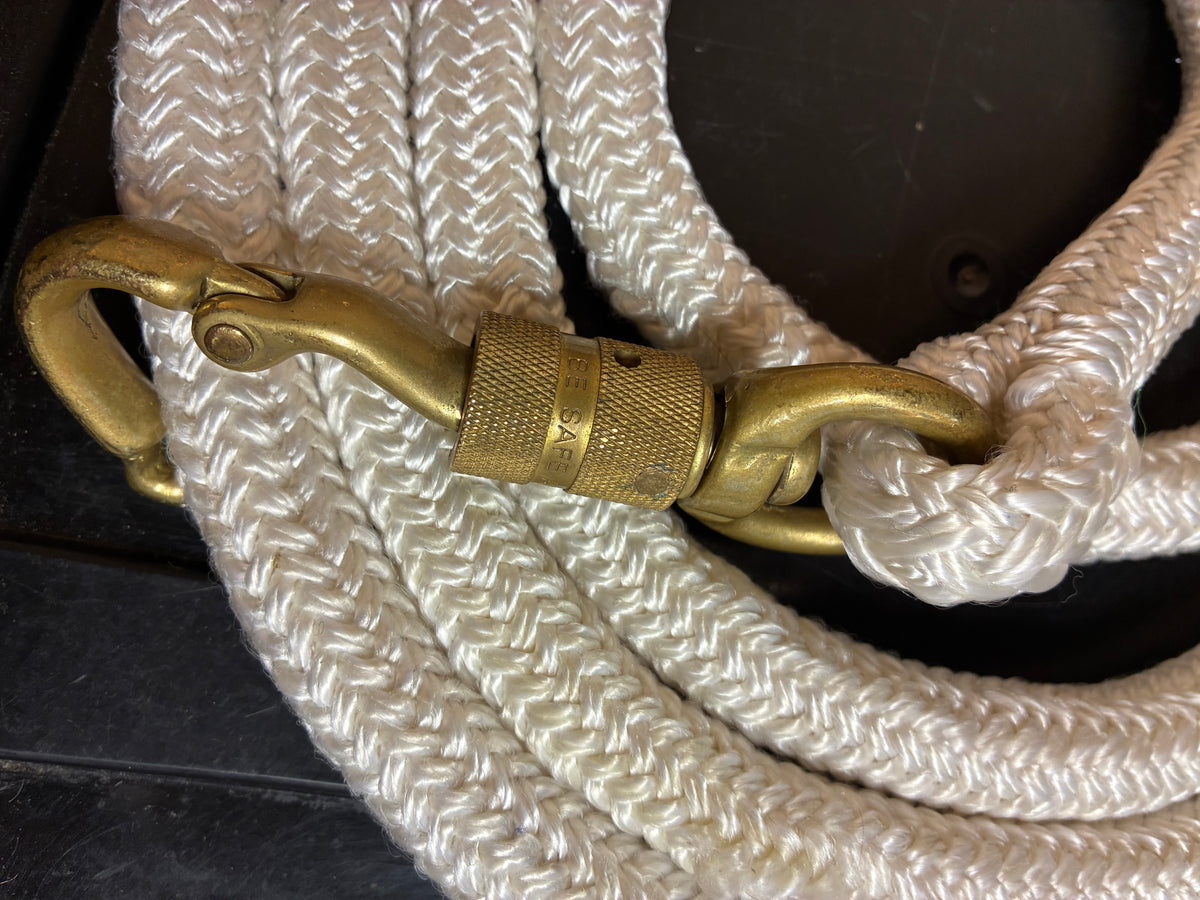 10ft natural horsemanship training lead rope brass swivel snap clip  that attaches to the halter