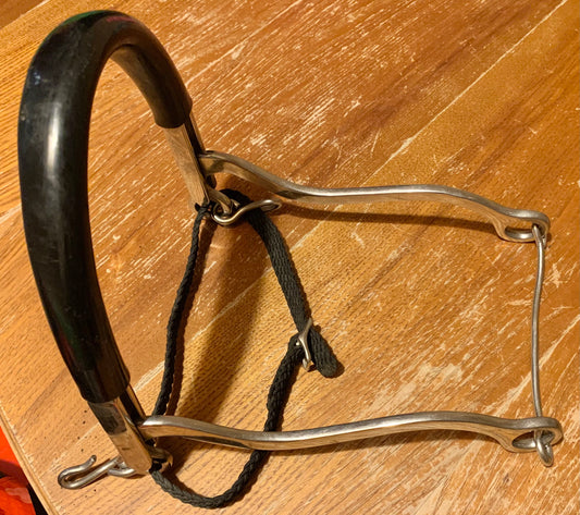 Rubber nose German hackamore