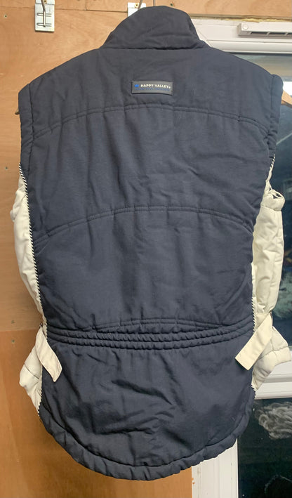 Size medium equestrian gilet with pockets