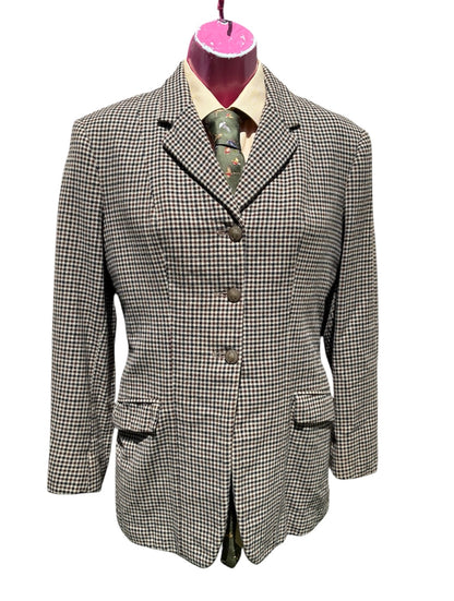 Pytchley houndstooth tri colour brown tweed show jacket with fox head buttons
Size 32”