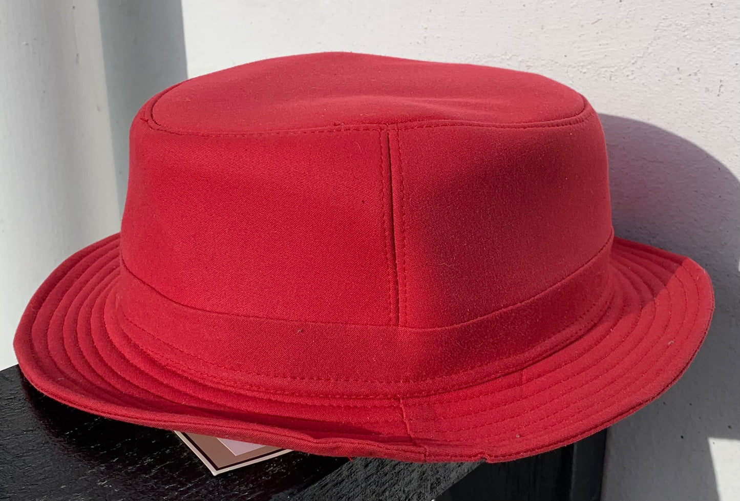 New with tag Tayberry red cotton hat - ideal for showing