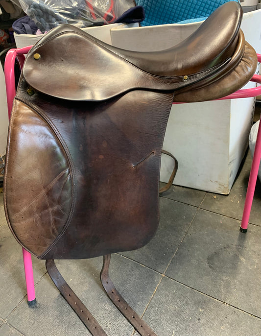 Brown A j foster Walsall dressage saddle 17.5” stamped medium