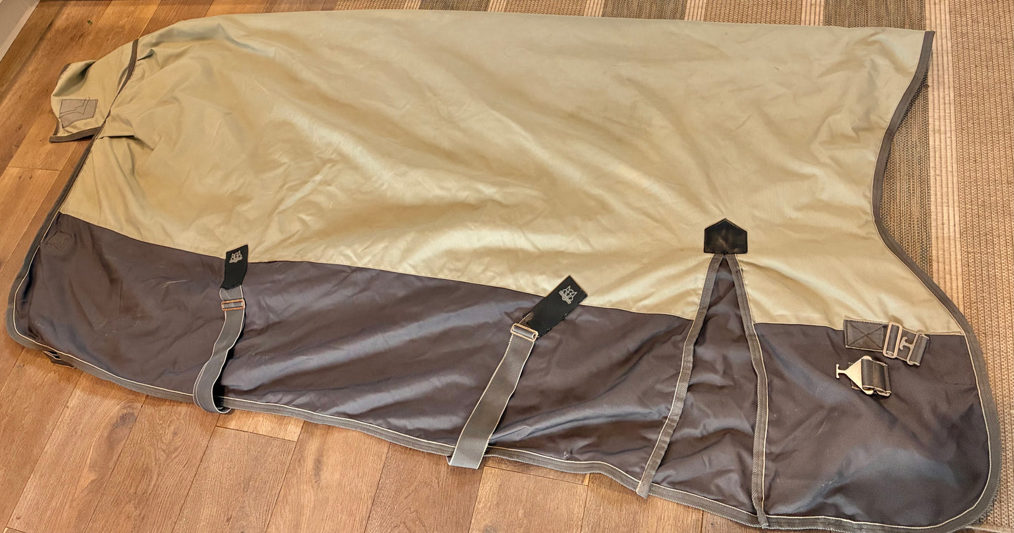 6’9” weatherbeeta high neck breathe easy medium turnout rug