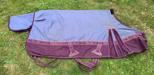5’3 Masta heavyweight turnout rug