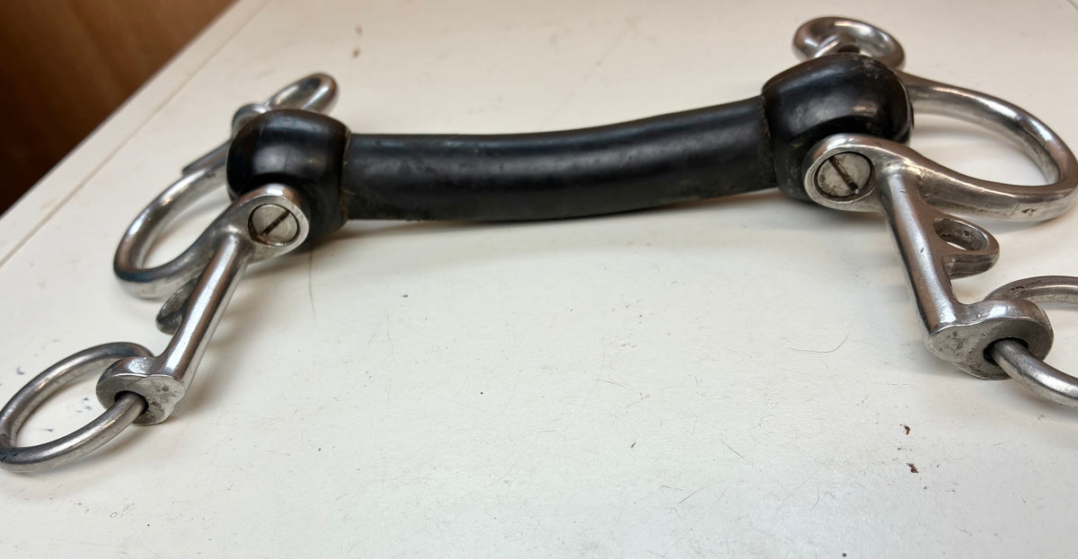 4” Rubber Mullen Mouth Pelham – Short Shank