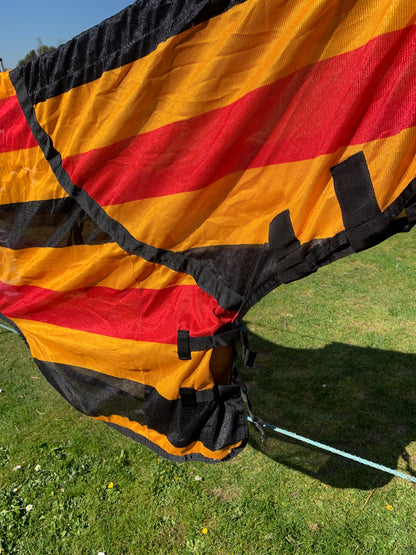 Unworn Newmarket style ride on fly mesh exercise rug large/full size