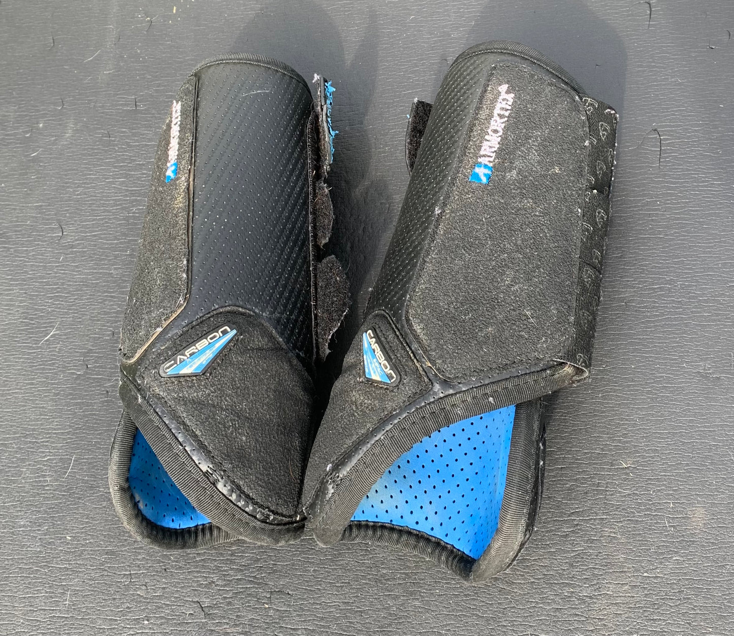 Shires ARMA Carbon Brushing Boots FULL size