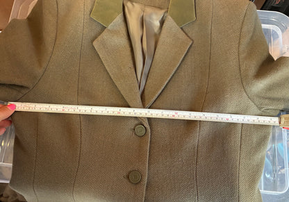 Dublin green herringbone show/hacking tweed jacket size 14