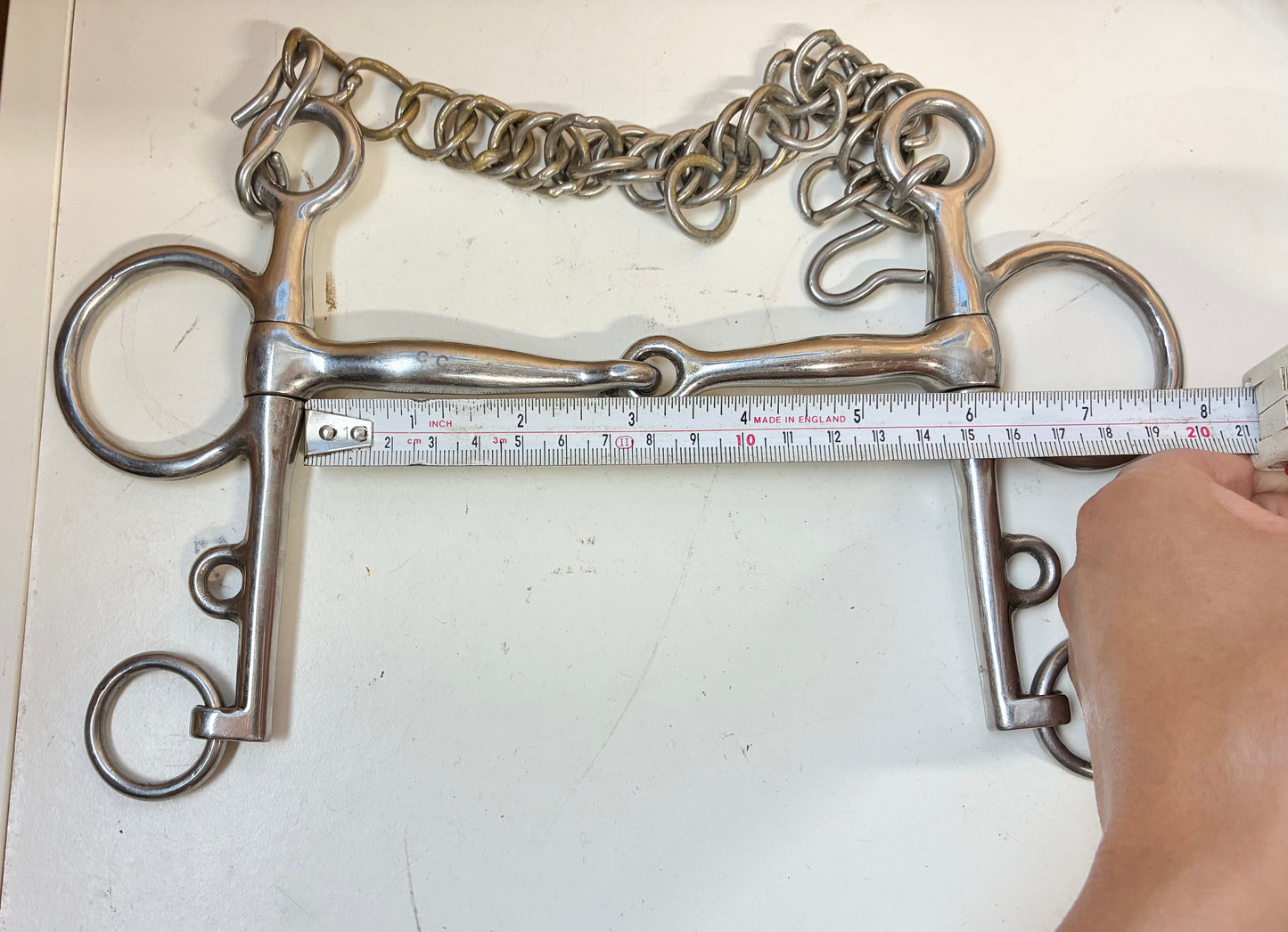 5.75” (5. 3/4”) jointed Pelham with curb chain