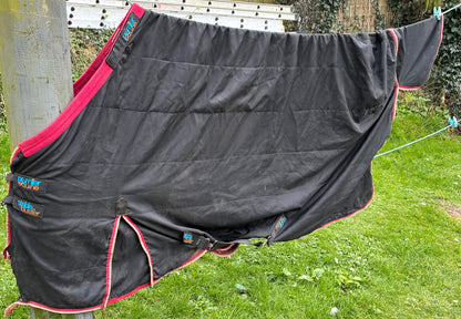 Premier equine 6’9” stable buster 100g stable rug with option to add neck & liners