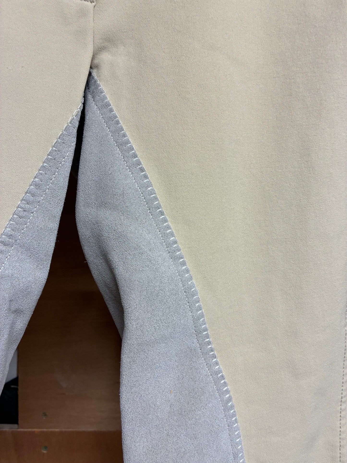 Mark Todd full suede seat breeches size ladies  26