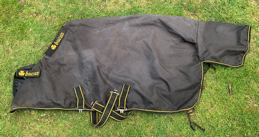 Bucas 4’0” Irish turnout 50g black & gold