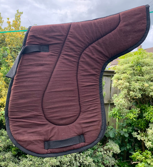 New brown padded shaped numnah 18”