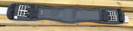 Black 24” Thorowgood shaped dressage anatomical girth